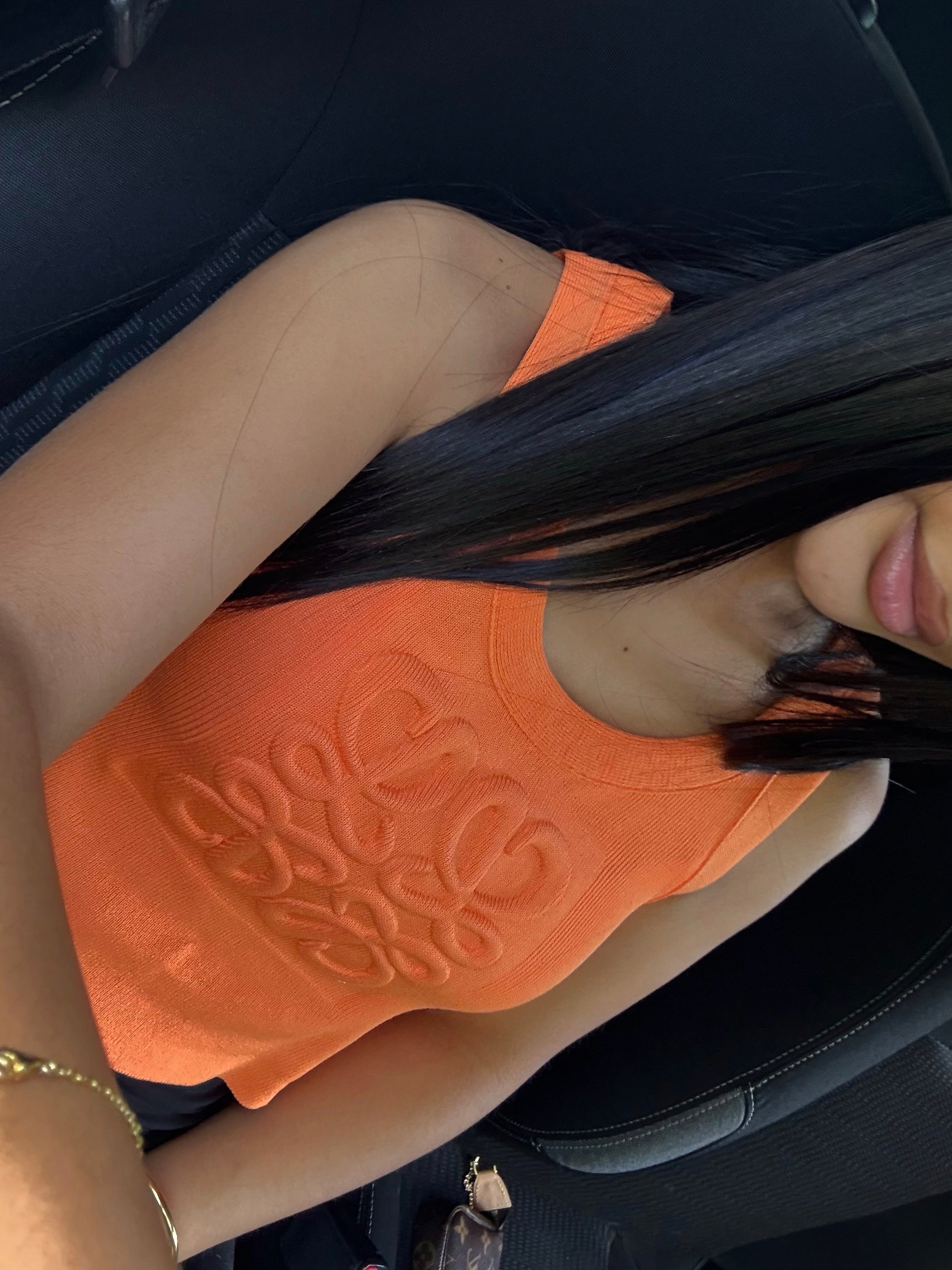 CROP TOP ORANGE AVEC LOGO